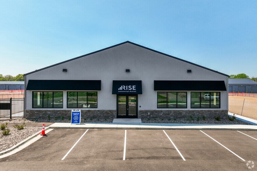 More Photos Of 330 Mill Bay Ave S, Afton Warehouse For Lease