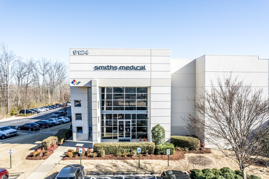 More Photos Of 9124 Polk Ln, Olive Branch Distribution For Lease