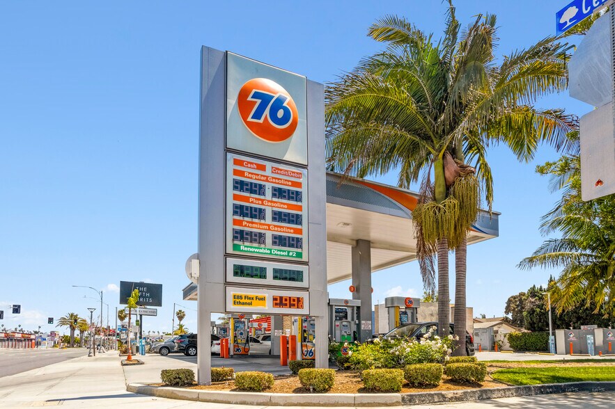 More Photos Of 4520 W Century Blvd, Inglewood Service Station For Sale
