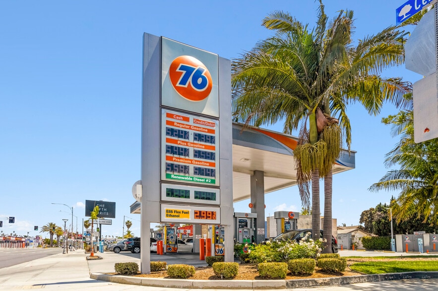 More Photos Of 4520 W Century Blvd, Inglewood Service Station For Sale