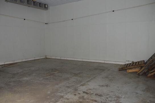 More Photos Of 138 W 21st St, Hazleton Warehouse For Lease