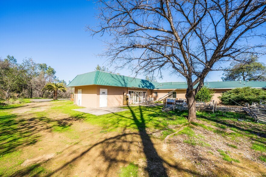 7536 Happy Valley Rd, Anderson, CA 96007 Assisted Living For Sale