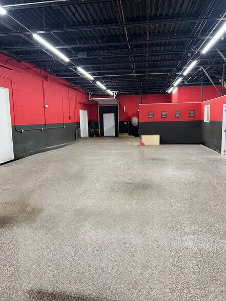 More Photos Of 5 Reynolds, Norwalk Warehouse For Lease