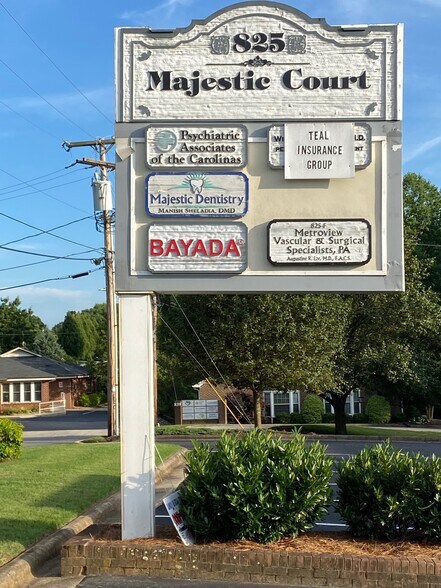 More Photos Of 825 Majestic Ct, Gastonia Medical For Lease