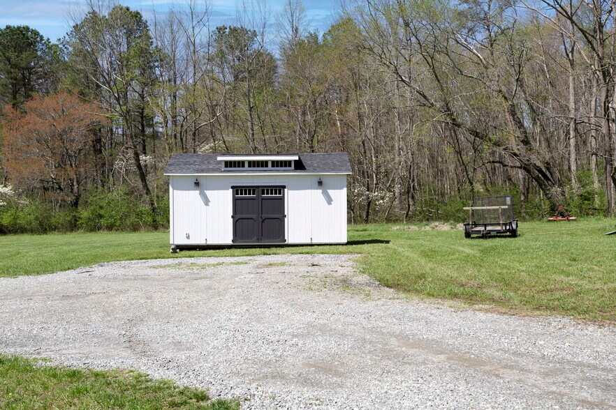 More Photos Of , Young Harris Specialty For Sale