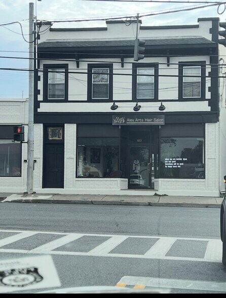More Photos Of 822 Post Rd, Scarsdale Storefront Retail Office For Lease