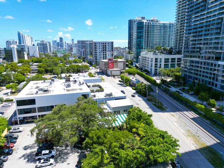 More Photos Of 3400 NE 2nd Ave, Miami Restaurant For Sale