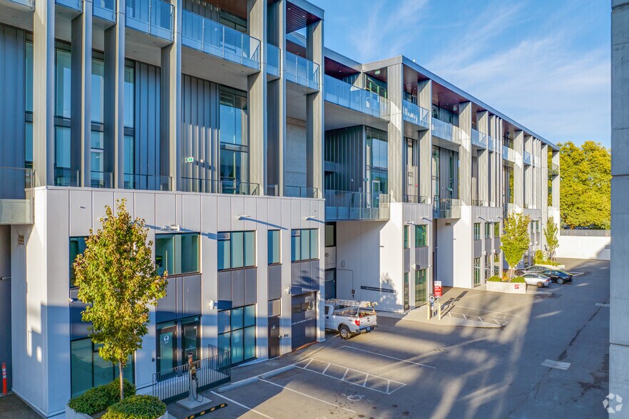 More Photos Of 1900-1990 Pandora St, Vancouver Office For Lease