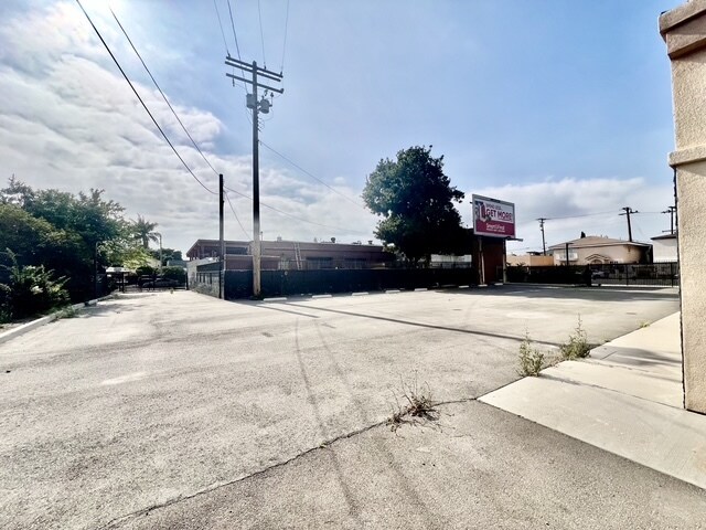 More Photos Of 3152 Martin Luther King Jr Blvd, Lynwood Convenience Store For Sale