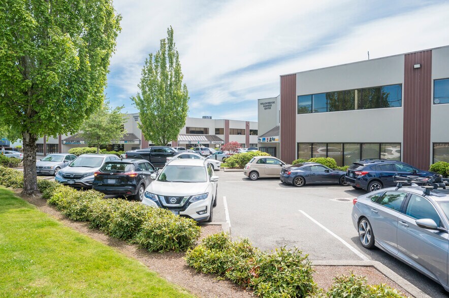 More Photos Of 19292 60th Ave, Surrey Warehouse For Lease