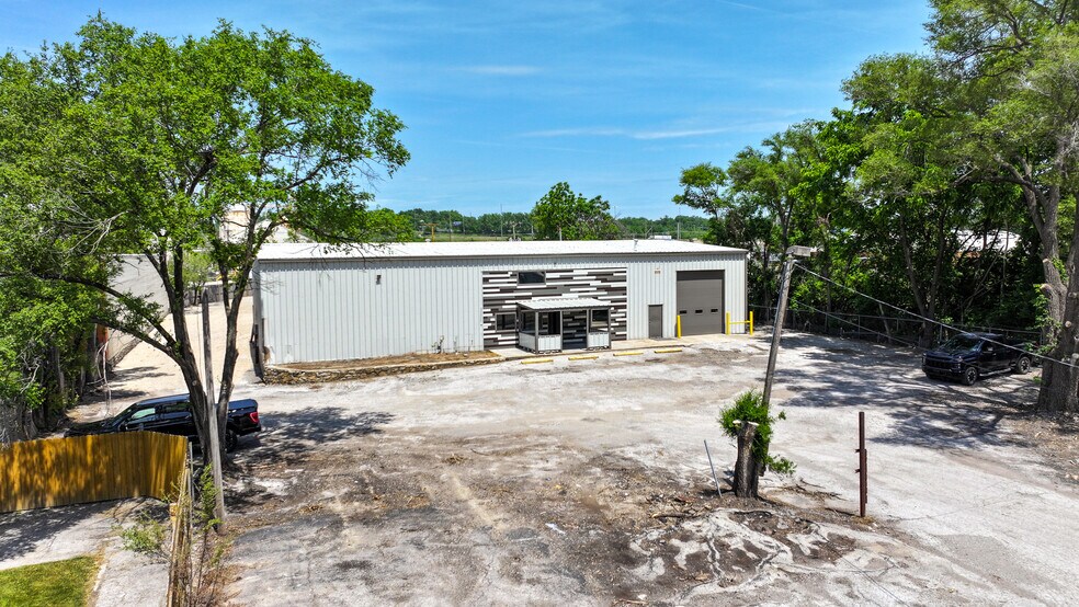 More Photos Of 1440 Kansas Ave, Kansas City Warehouse For Lease