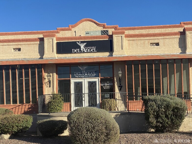 More Photos Of 7 E University Blvd, Tucson Funeral Home For Sale