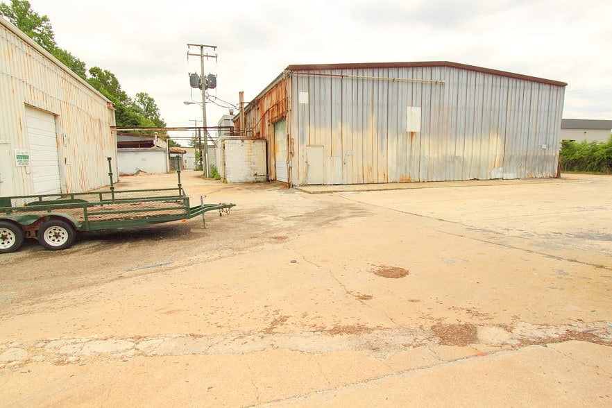 More Photos Of 4030 Seaguard Ave, Portsmouth Warehouse For Lease