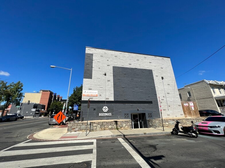 More Photos Of 2833 Georgia Ave NW, Washington Apartments For Lease