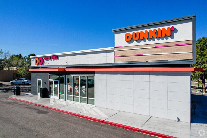 More Photos Of 4201 Wyoming Blvd NE, Albuquerque Restaurant For Lease