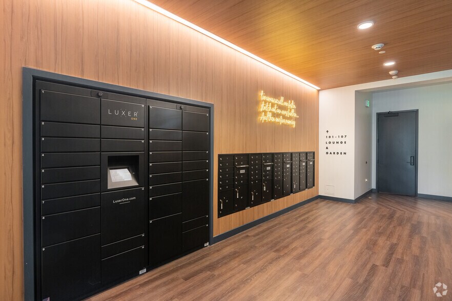 More Photos Of 1190 S Pennsylvania St, Denver Apartments For Sale