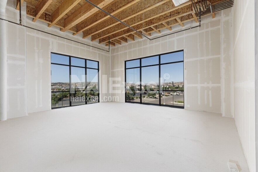 More Photos Of 2939 E Mall Dr, St George Office For Sale