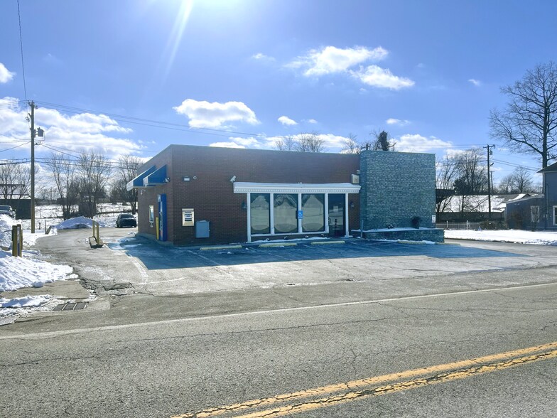 More Photos Of 4695 Highway 52, Loretto Freestanding For Sale