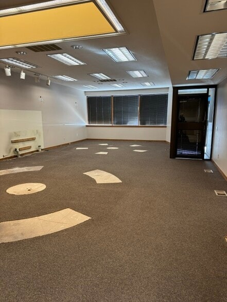 More Photos Of 125 S 9th St, Lincoln Medical For Lease
