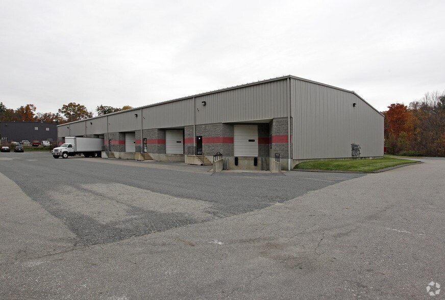 More Photos Of 282 Central St, Hudson Service For Sale