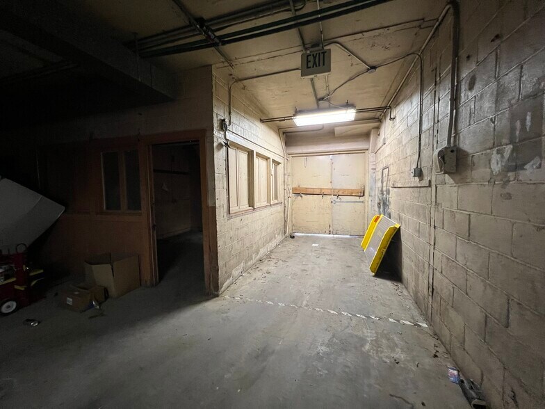 More Photos Of 777 S Main St, Memphis Warehouse For Sale