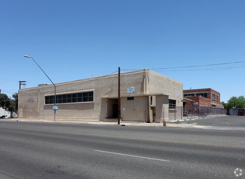 More Photos Of 325 W 2nd St, Tucson Lodge Meeting Hall For Lease