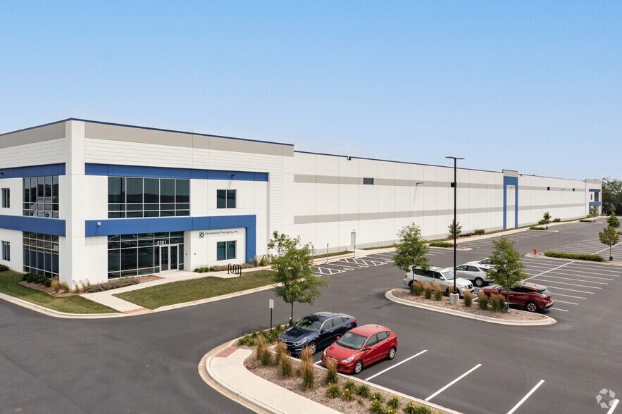Primary Photo Of 2801 Galvin Dr, Elgin Warehouse For Lease
