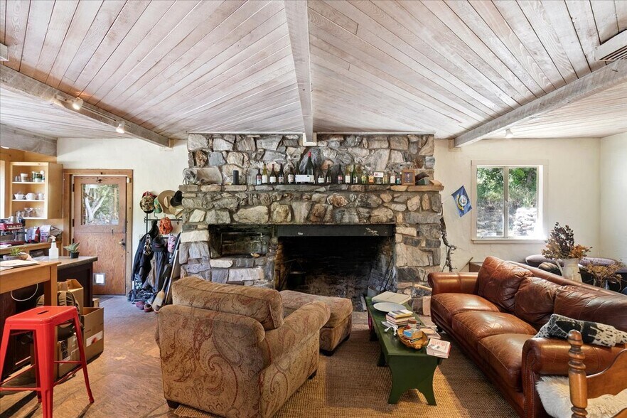 More Photos Of 2690 San Domingo Rd, Murphys Specialty For Sale