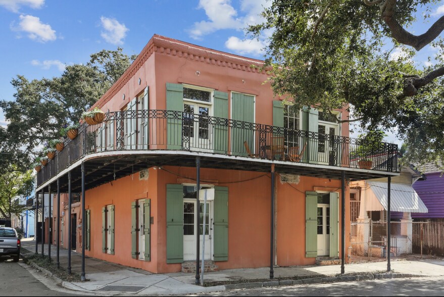 More Photos Of 2406-2408 Chartres St, New Orleans Office Residential For Lease