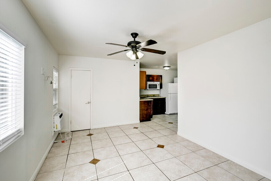 More Photos Of 2371 Mentone Ave, Mentone Apartments For Sale