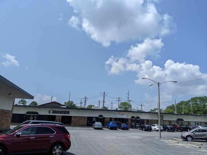 More Photos Of 6500 W Main St, Belleville Coworking Space