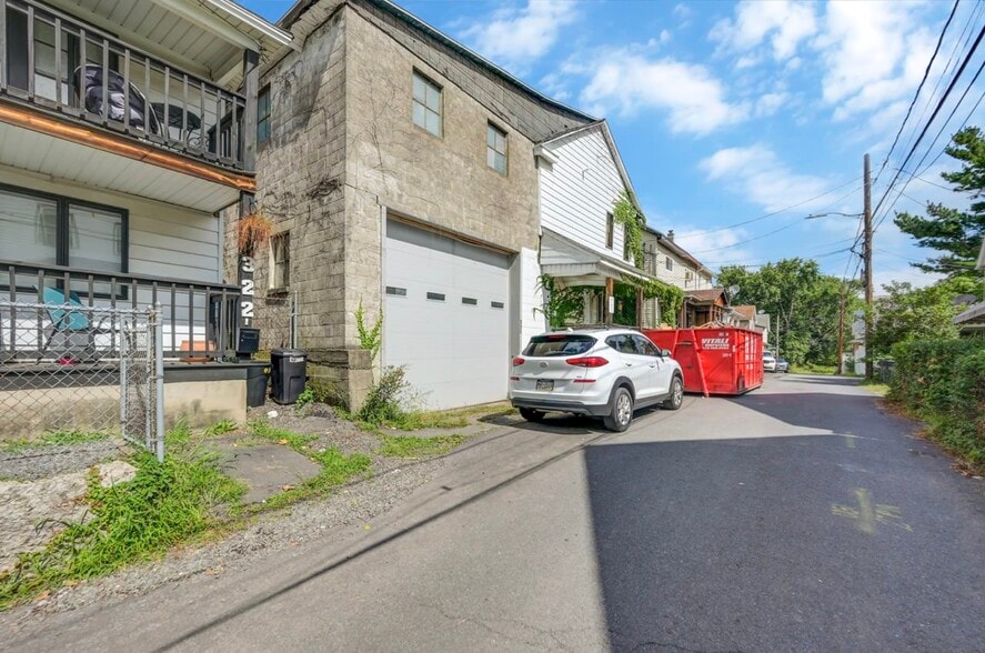 More Photos Of 317 S 10th Ave, Scranton Warehouse For Sale