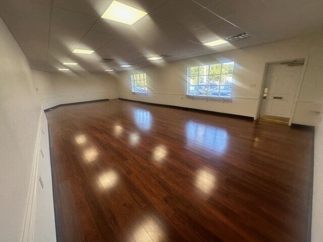 More Photos Of 3920 Kennett Pike, Wilmington Storefront For Lease