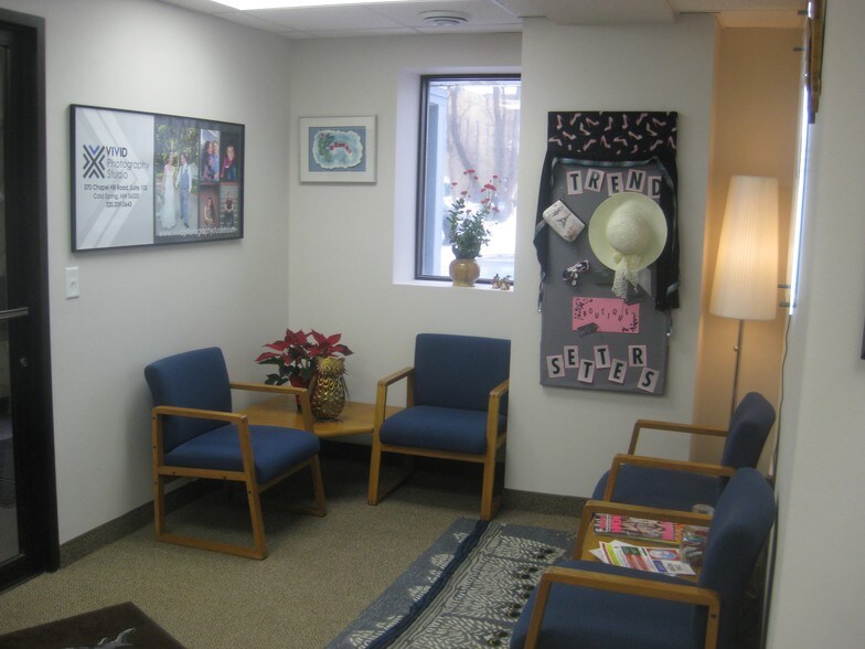 More Photos Of 25 Red River Ave N, Cold Spring Coworking Space