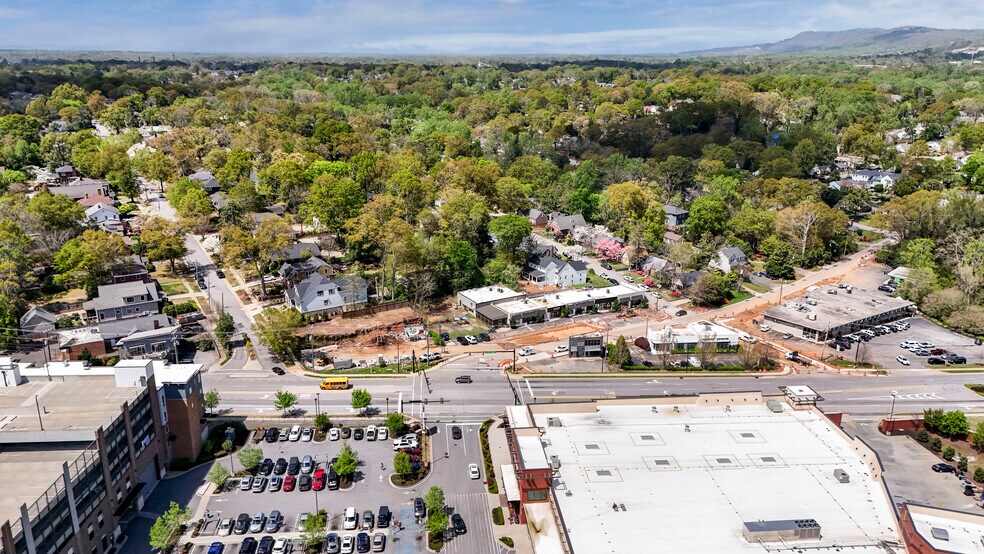 More Photos Of 51 Wade Hampton Blvd, Greenville Land For Lease