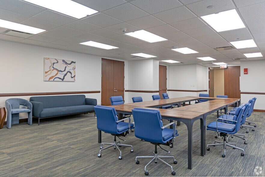 More Photos Of 500 Mamaroneck Ave, Harrison Office For Lease