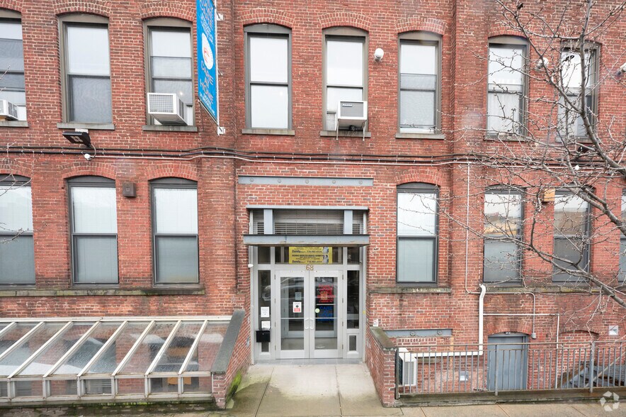 More Photos Of 168 7th St, Brooklyn Industrial For Lease