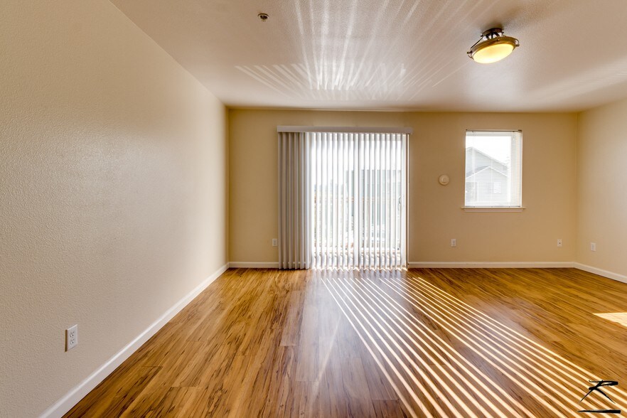 More Photos Of 305-335 Union St, Arcata Apartments For Sale