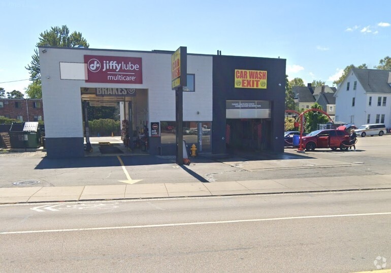 Primary Photo Of 635 Washington St, Quincy Service Station For Lease