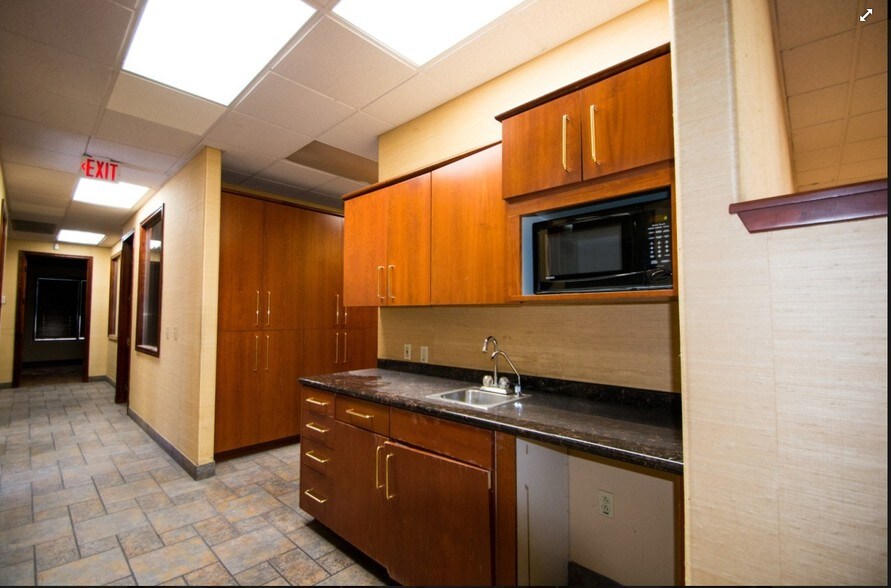 More Photos Of 4431 S Eastern Ave, Las Vegas Medical For Lease