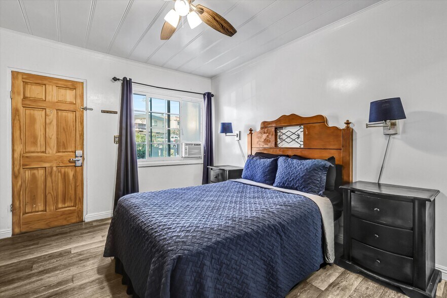 More Photos Of 135 Avenida Algodon, San Clemente Hotel For Sale