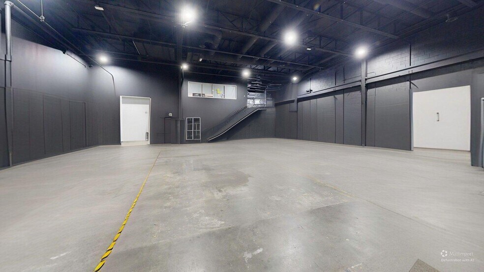 More Photos Of 550 Somerset Ter NE, Atlanta Storefront For Lease