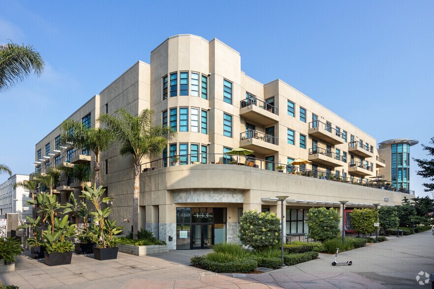 More Photos Of 133 The Promenade N, Long Beach Apartments For Sale