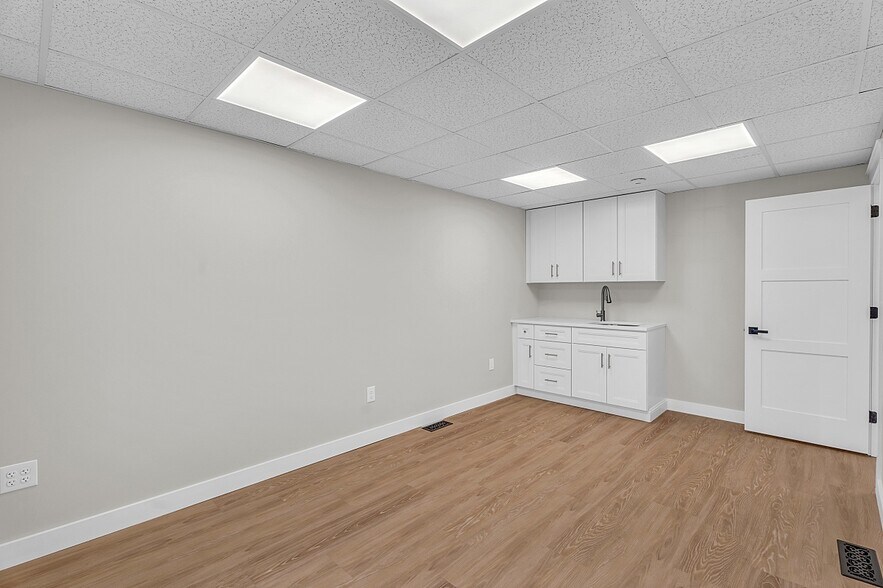 More Photos Of 2-4 Mary E Clark Dr, Hampstead Medical For Sale