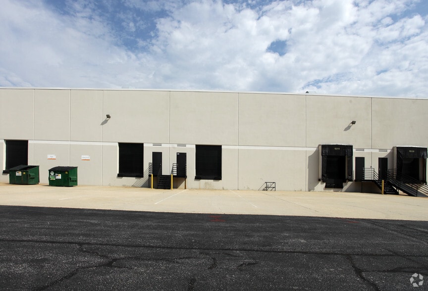 More Photos Of 6201 Columbia Park Rd, Landover Industrial For Sale
