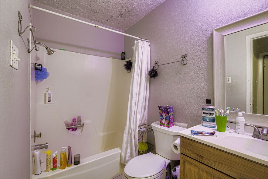 More Photos Of 5803 Cougar Dr, Austin Apartments For Sale