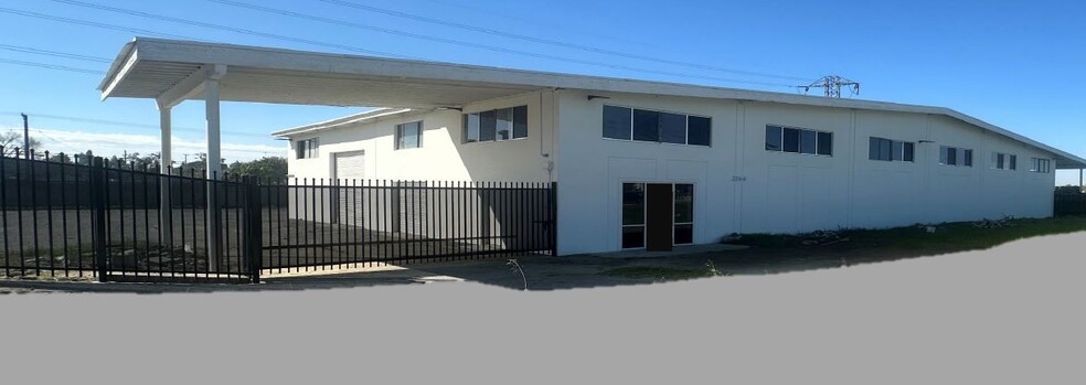 Primary Photo Of 3764 San Gabriel River Pky, Pico Rivera Warehouse For Lease