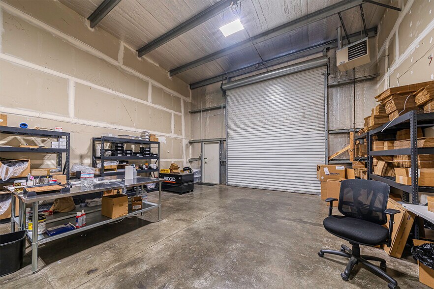 More Photos Of 652 W Dutton Rd, Eagle Point Industrial For Lease