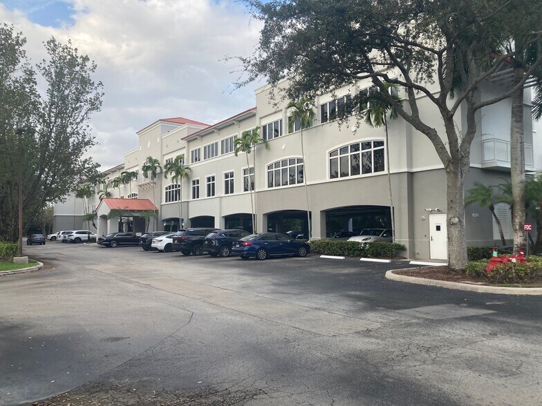 Primary Photo Of 9291 W Glades Rd, Boca Raton Medical For Sale