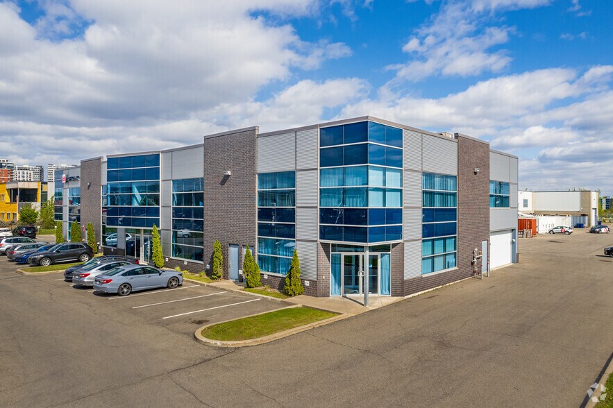 More Photos Of 4400-4424 Louis-B.-Mayer, Laval Flex For Sale